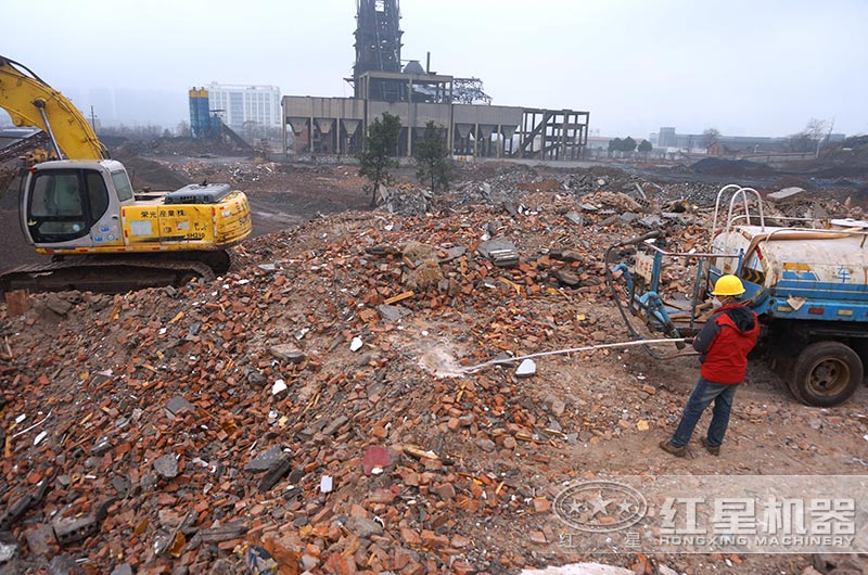 小型建筑垃圾處理廠賺錢嗎？用什么破碎機好？