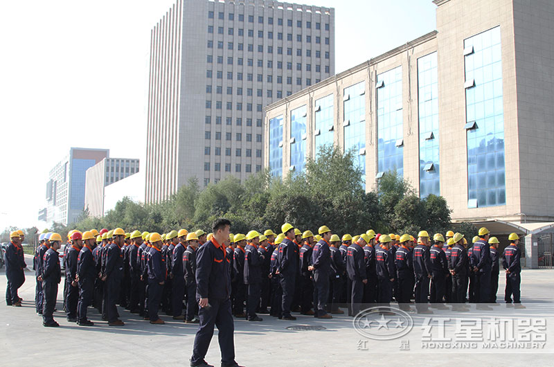 經驗豐富的技術經理時刻準備為您服務